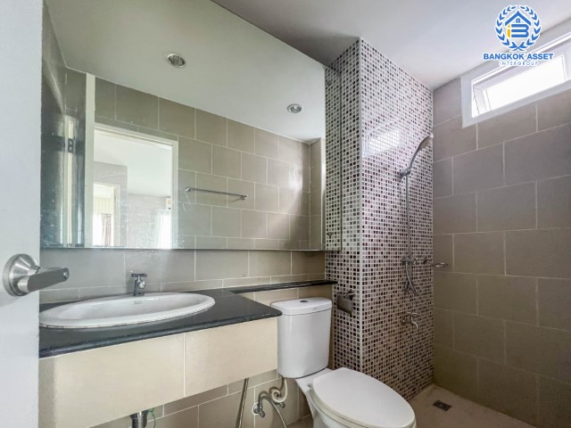 *****คอนโดมิเนียมมือสองย่านนนทบุรี โครงการอันนาคอนโด บางพลู เนื้อที่ 32.19 ตร.ม. ฟังก์ชัน 1 ห้องนอน 1 ห้องน้ำ คอนโดสะอาด พร้อมอยู่ แถมฟรี! 2 เครื่องปรับอากาศ บนทำเลดี ใกล้รถไฟฟ้าสายสีม่วง "สถานีบางพลู" เพียง 6 นาทีก็ถึง และใกล้ทางด่วน "ศรีรัช" ราคาสุดคุ้ม!